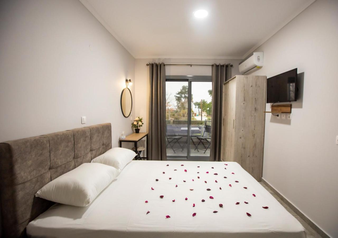Artemida Suites Hanioti Zewnętrze zdjęcie